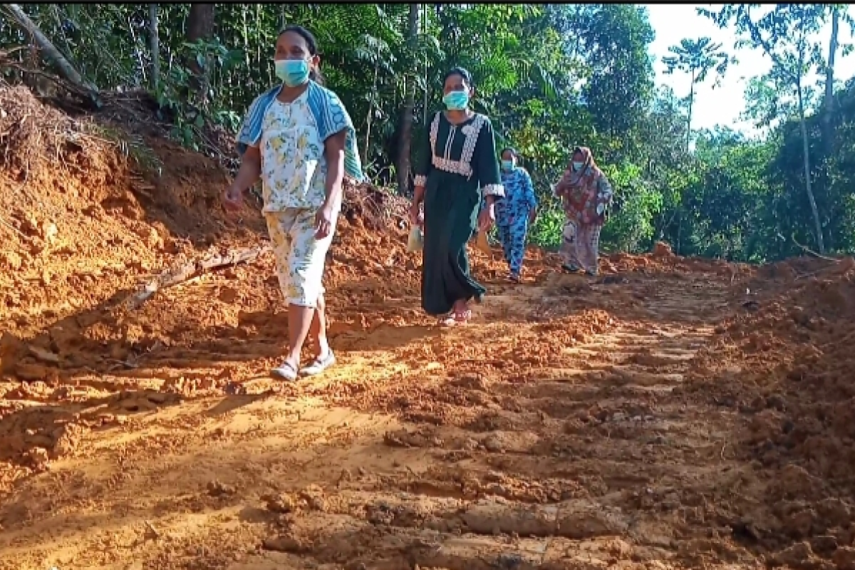 Berkat TMMD, warga Pengkadan mulai bisa nikmati jalan baru