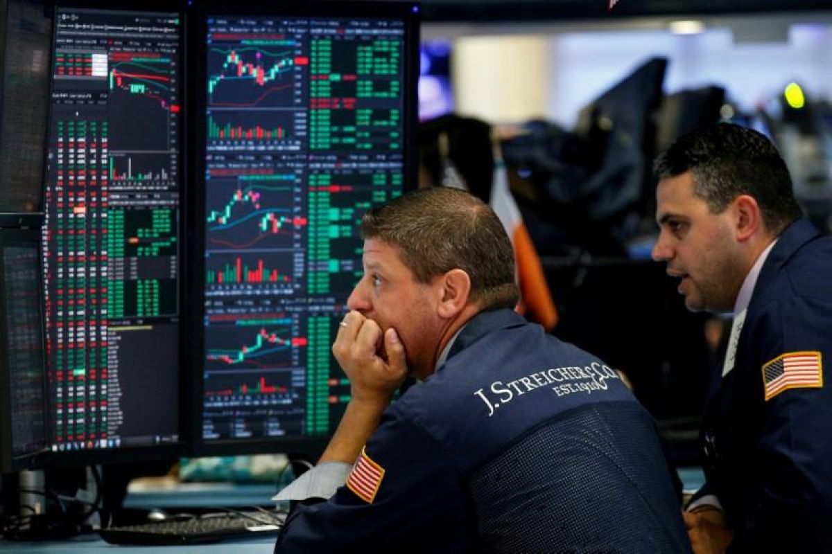 Wall Street dibuka turun, tertekan berlanjutnya volatilitas pasar
