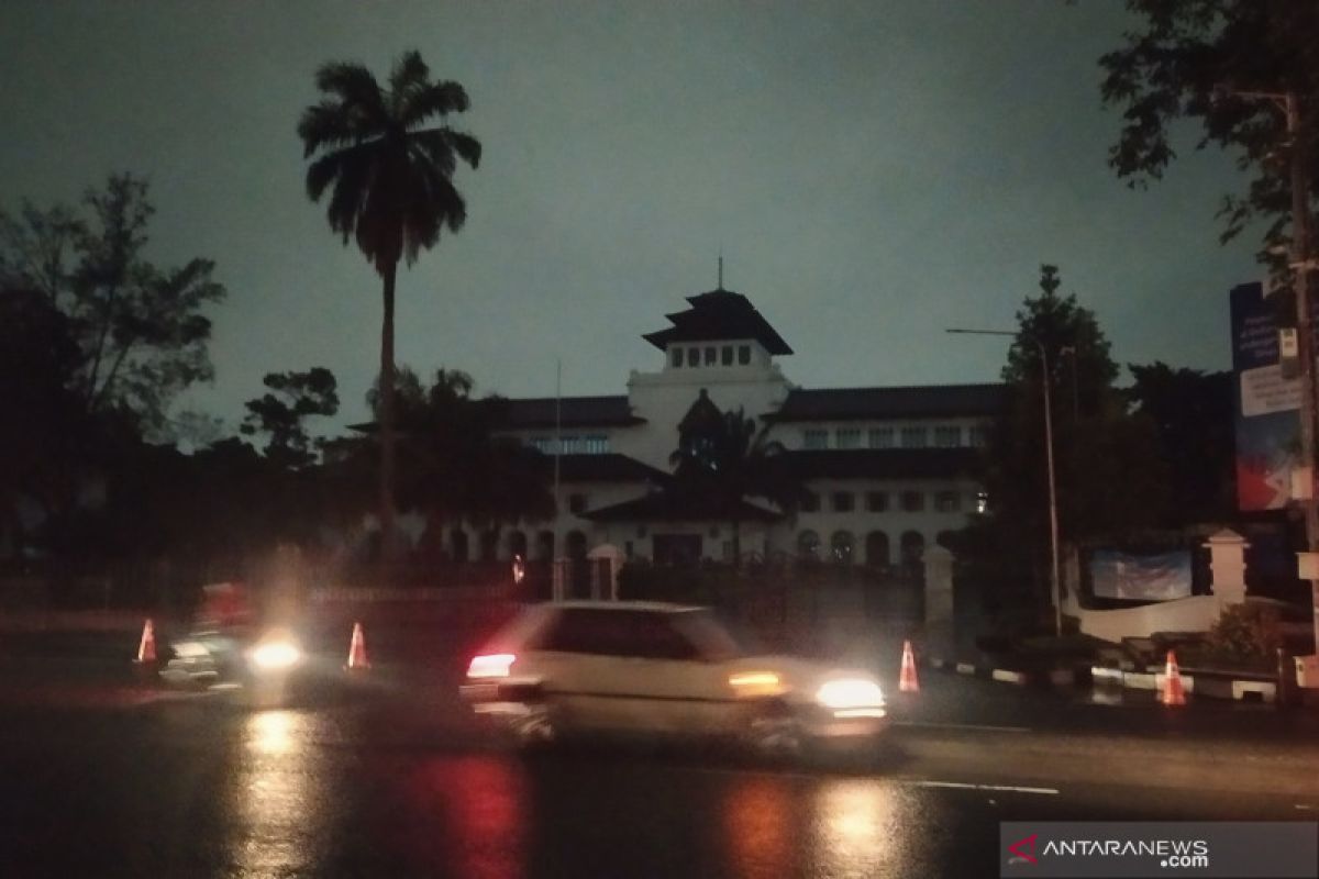 Lampu Gedung Sate-DPRD Jawa Barat dimatikan peringati Earth Hour
