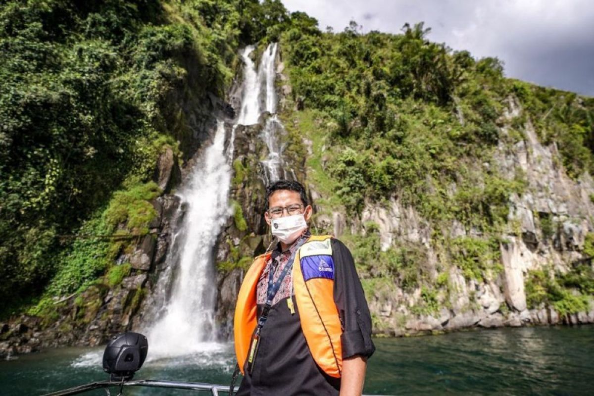 Menparekraf gandeng  Komisi X peningkatan kompetensi SDM Parekraf Toba