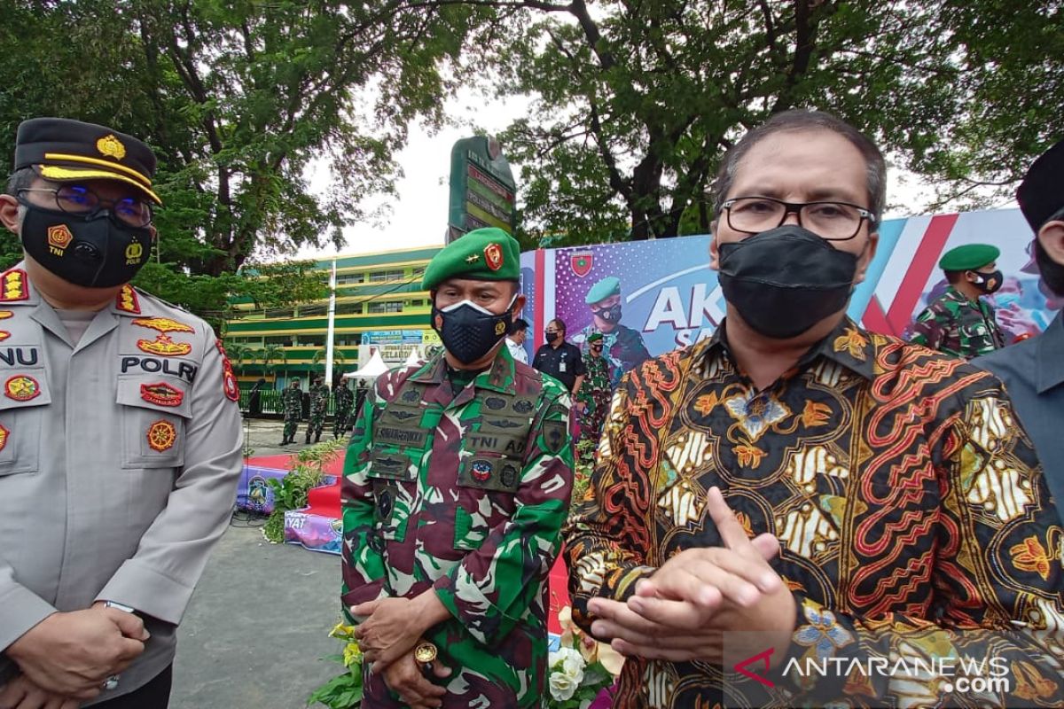 Wali Kota Makassar segera laporkan oknum pemegang ATM pegawai honorer