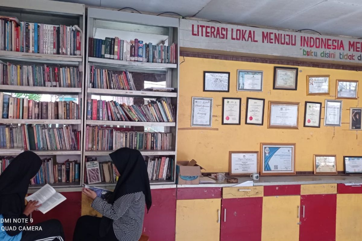 Relawan TBM Proses Kedai Rangkasbitung galakkan budaya membaca di pelosok desa Lebak
