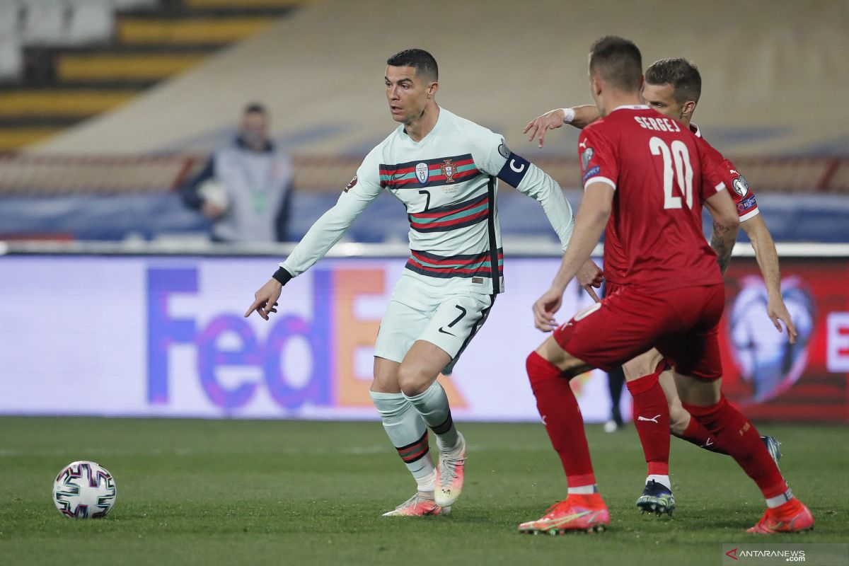 Portugal bermain imbang 2-2 dengan Serbia, Jota cetak brace