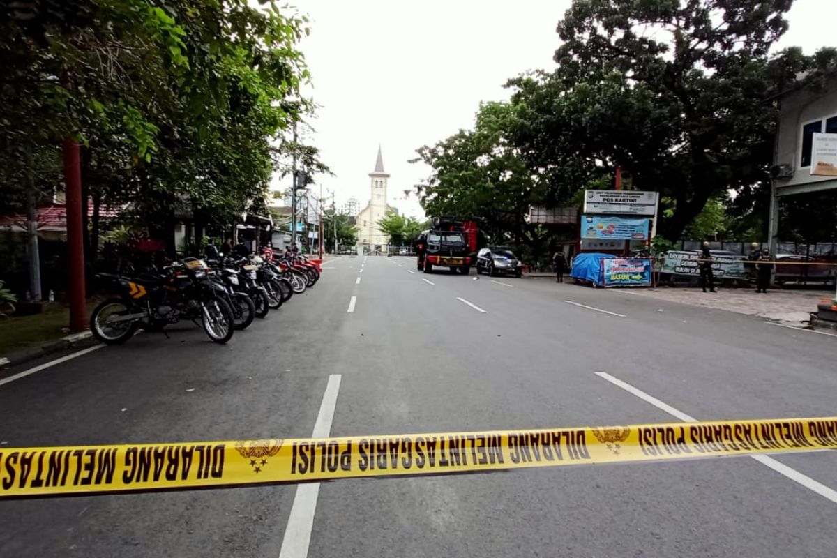 Round Up - Bersatu mengutuk  bom  di Katedral Makassar