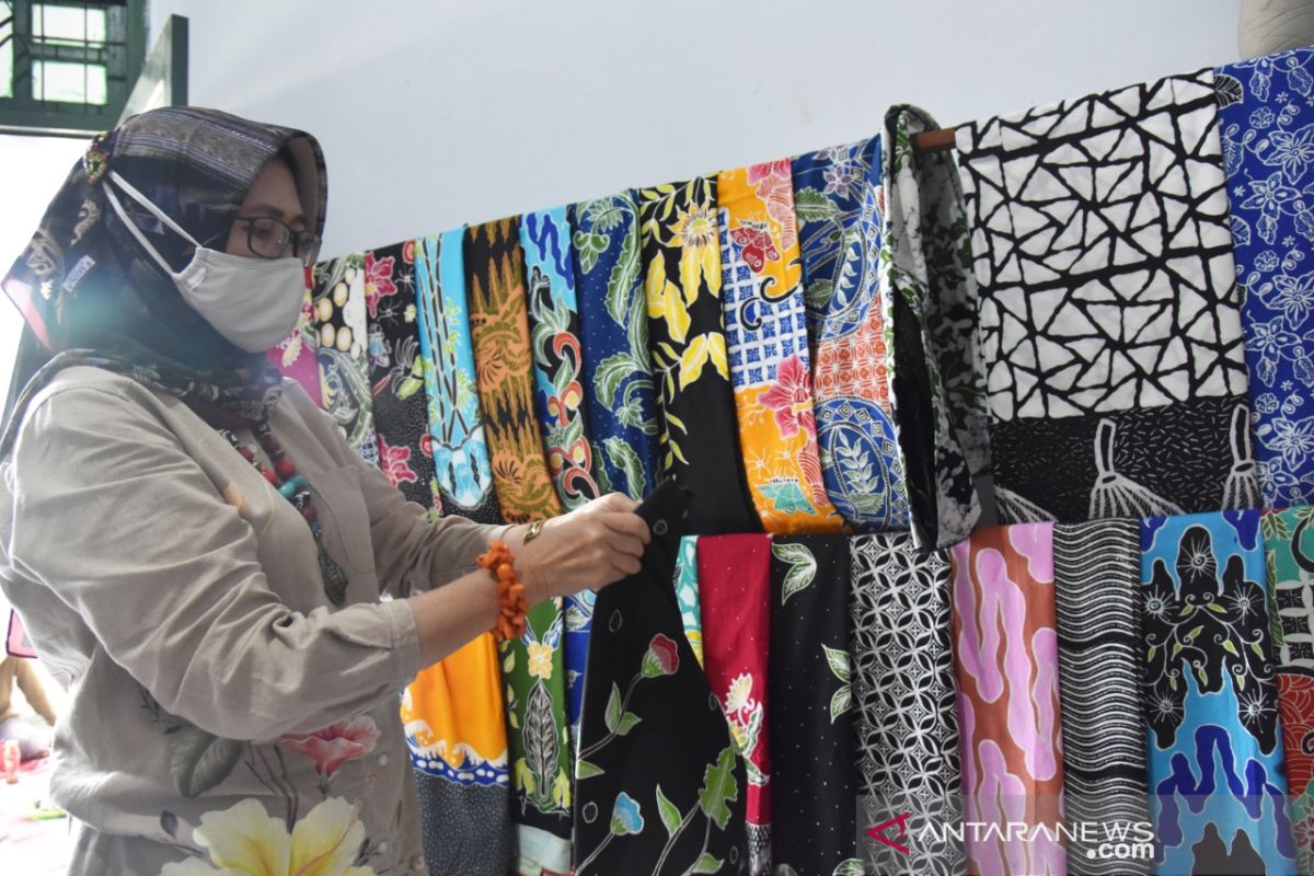 Wabup Lumajang : Koperasi batik dapat tingkatkan kesejahteraan perajin