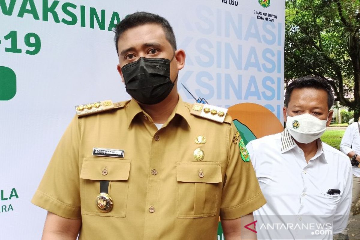 Pemkot targetkan 75 persen warga Medan divaksinasi