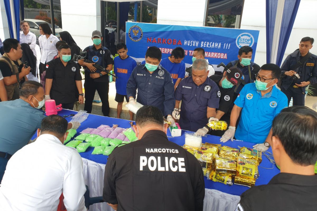 Palembang gandeng BNN tes  urine ASN