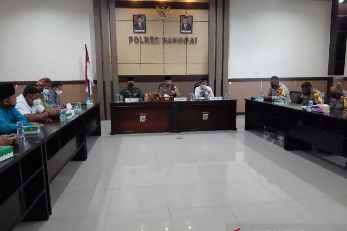 Kapolres Banggai undang tokoh lintas agama  bahas radikalisme