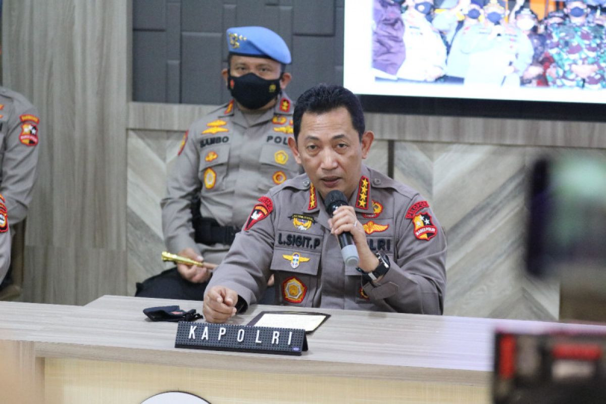 Kapolri: 13 terduga teroris diamankan pascabom bunuh diri Makassar
