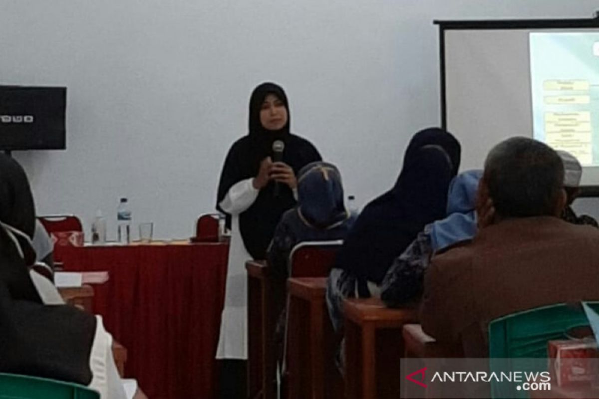 Pemkab Solok Selatan latih koperasi beralih berbasis syariah