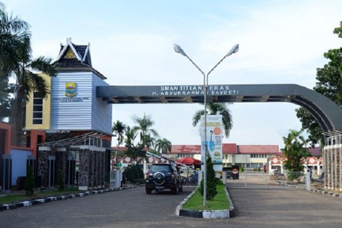 Siswa positif COVID-19 di SMA TT Jambi bertambah jadi 56 orang