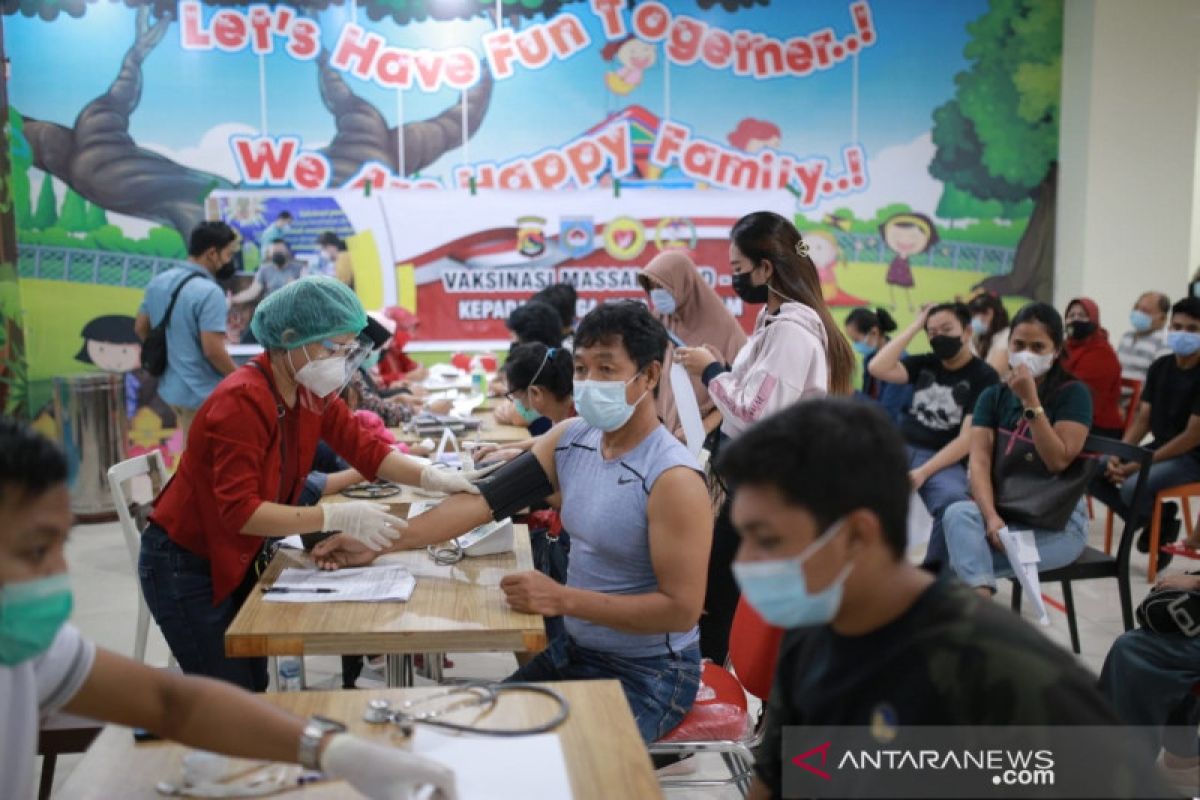 RSUD Mataram siap layani vaksinasi untuk anak muda asal ajak lansia