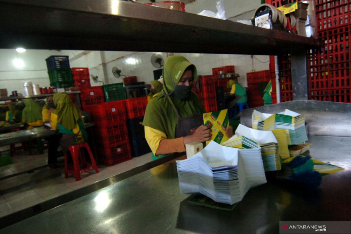 Jam kerja panjang adalah pembunuh, studi WHO