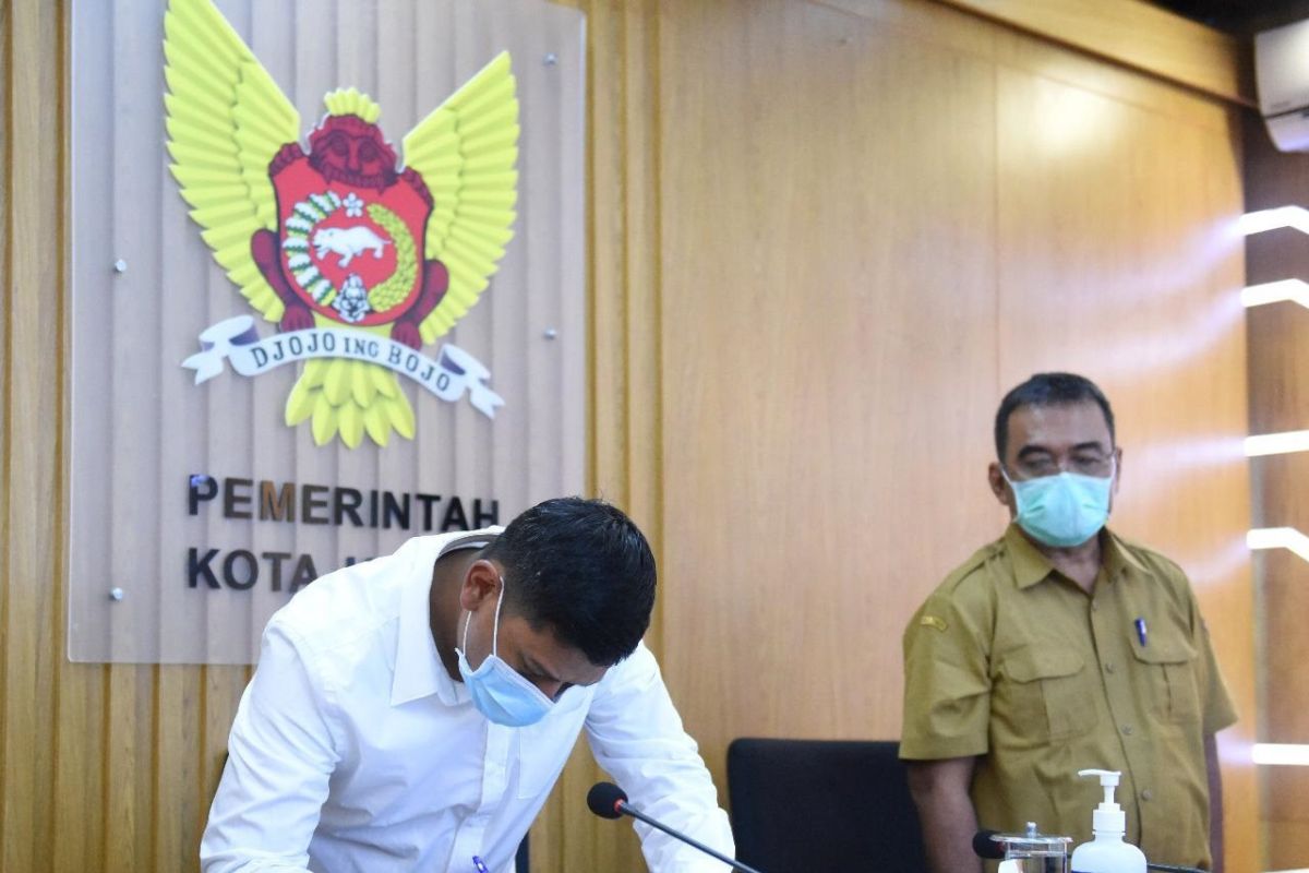 Wali Kota Kediri serahkan LKPD tahun 2020 unaudited  ke BPK