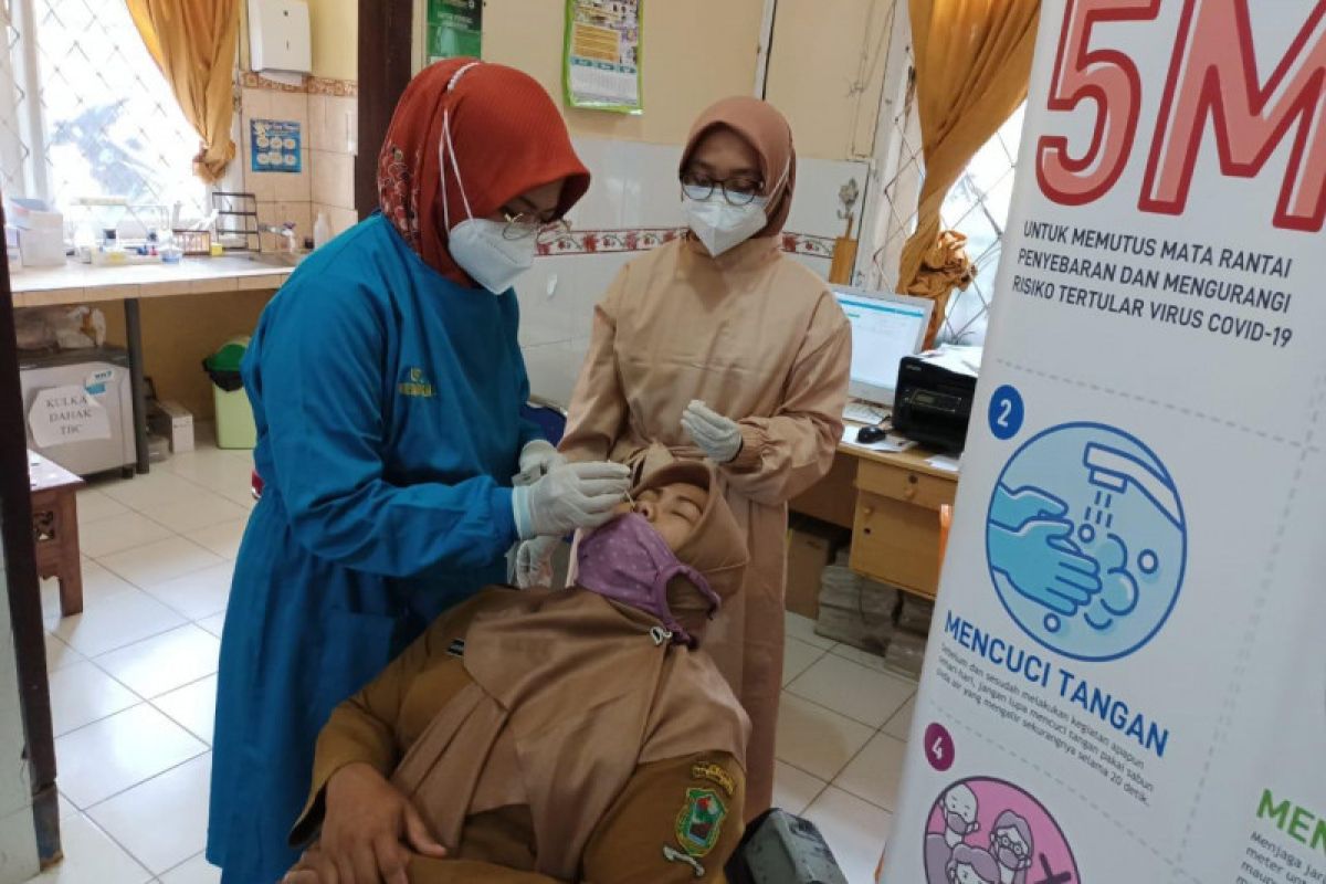 PMI Banjarnegara gelar tes antigen 350 guru