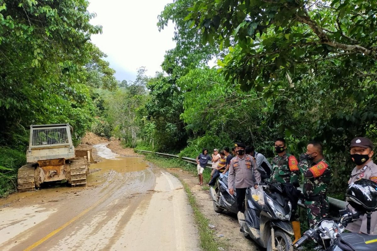 Kapolres Merangin imbau pengendara waspada dan berhati-hati lalui jalur Bangko-Kerinci