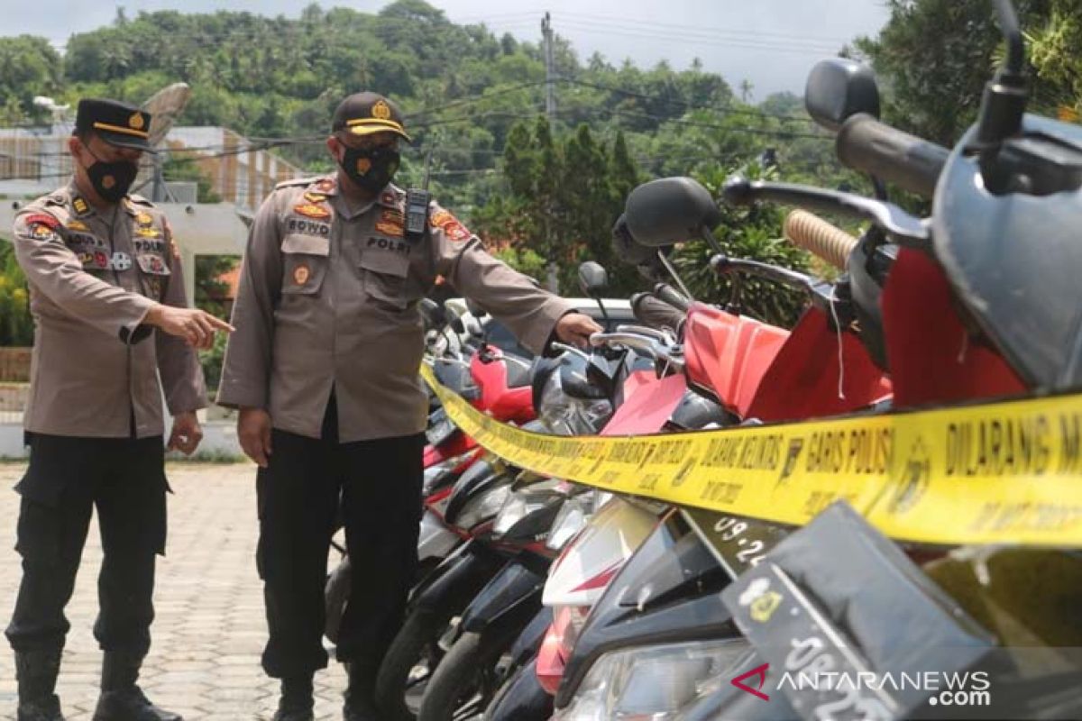 Polres Lombok Barat ungkap penggelapan 46 kendaraan bermotor