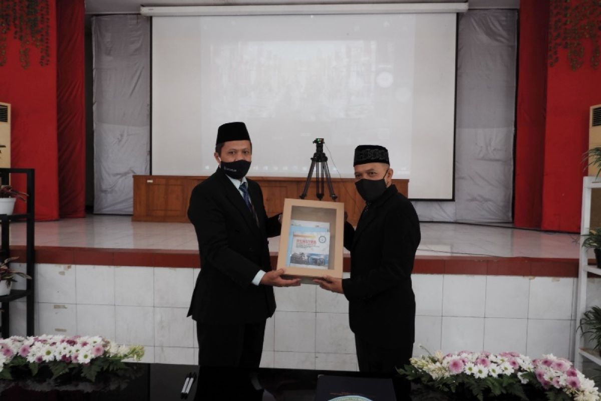 Bambang Sudarmanto menjabat Direktur Polbangtan YoMA