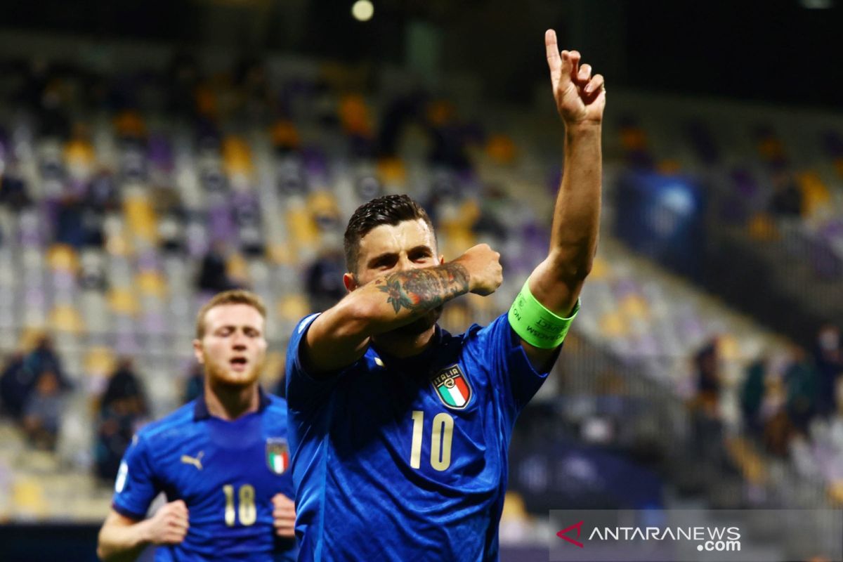 Italia menang 2-0 atas Lithuania
