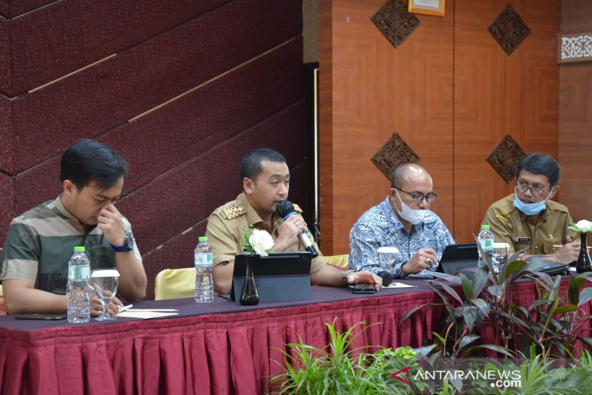 Wagub Sumbar : Bank Nagari dapat menjadi mitra kerja bagi pedagang dan pengusaha Tanah Abang