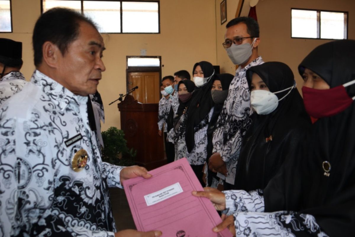 Bupati Banjarnegara: Uji coba PTM harus dibarengi disiplin prokes