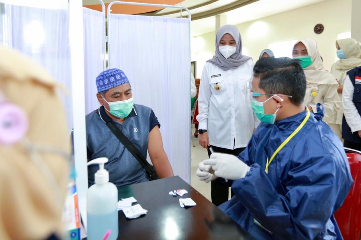 Pemkab Banyuwangi kebut vaksinasi COVID-19 bagi calon haji