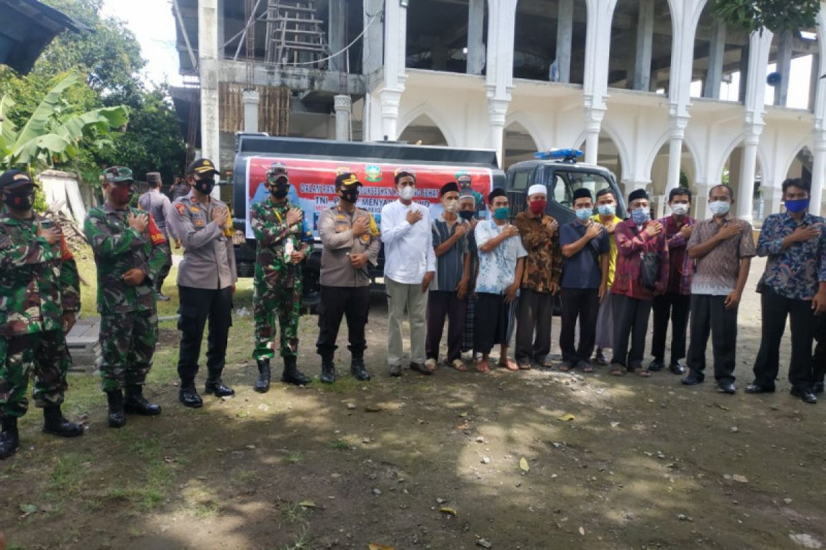 Kampung Sehat 2, Kapolres Lotim dan Dandim 1615/Lotim gelar "TNI-Polri Menyapa Masjid"