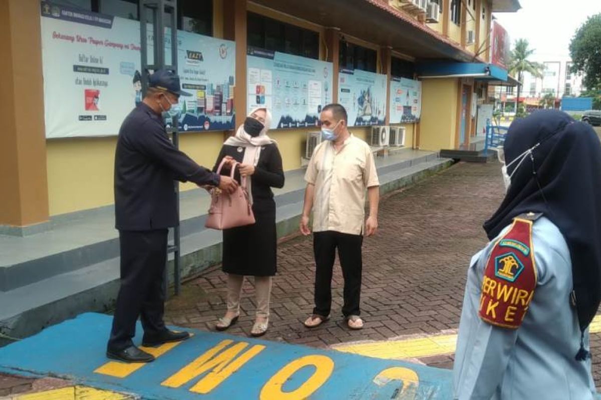 Kantor imigrasi Makassar perketat pengawasan pengunjung