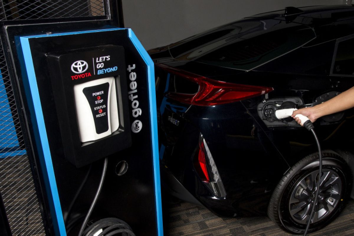 Dukung mobil listrik, Toyota Indonesia paparkan strategi penetrasi kendaraan elektrifikasi