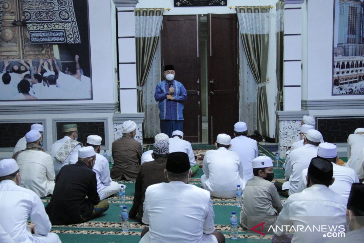 Bupati HSS bersilaturrahmi dengan alim ulama di tiga Daha