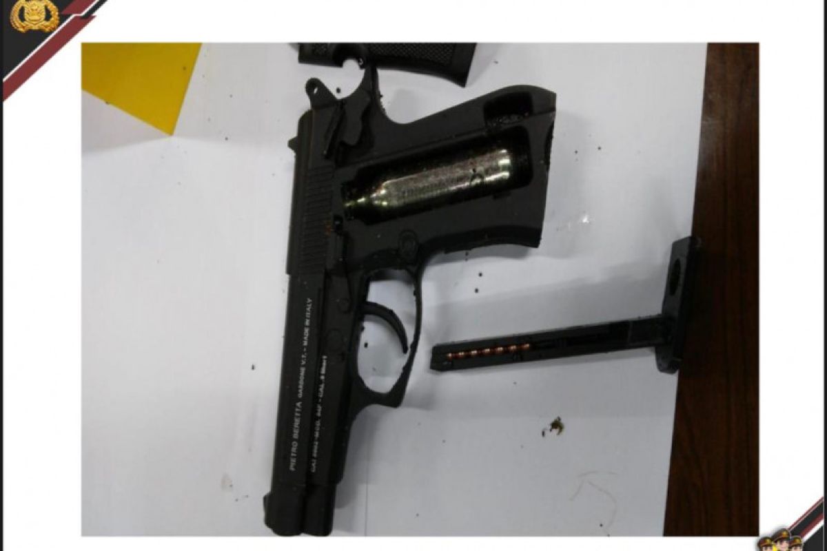 Ini jenis pistol pelaku teror Mabes Polri