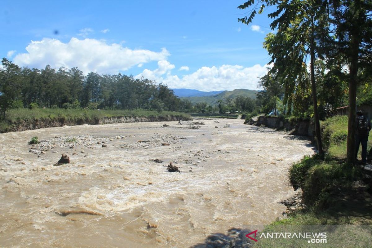 Pemkab Jayawijaya sulit biayai kebutuhan air bersih  warga