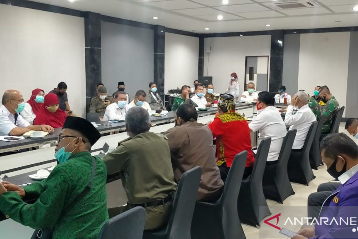 Satgas COVID-19 Singkawang gelar rakor menyikapi kenaikan kasus