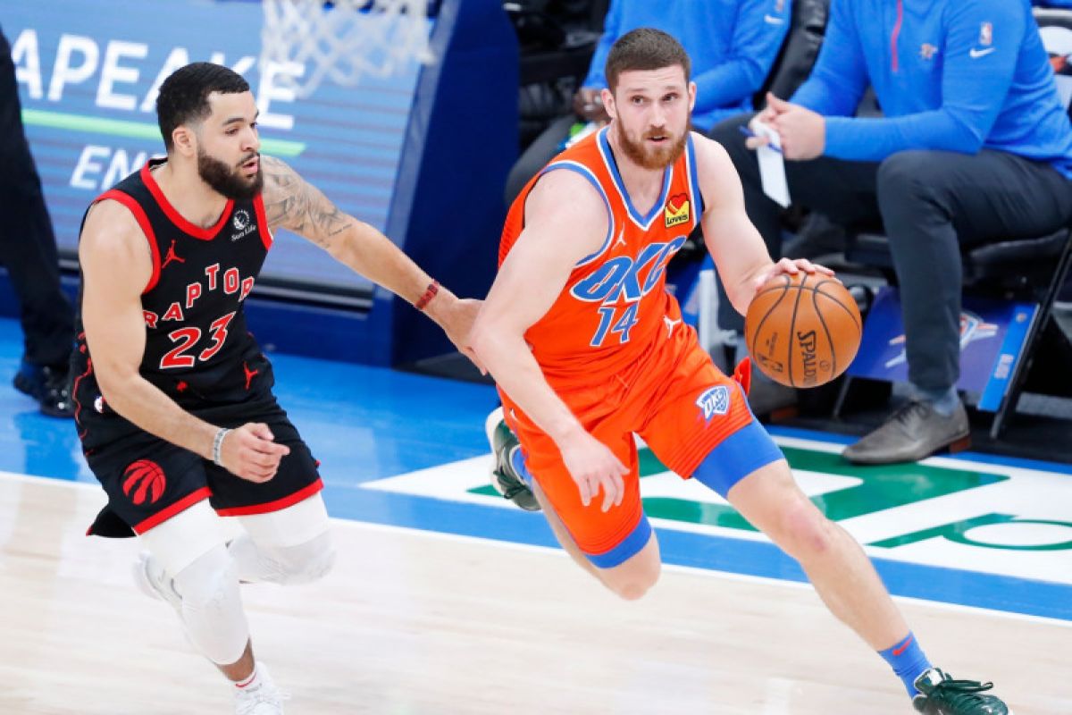 Thunder akhiri kekalahan beruntun dengan menundukkan Celtics 119-115