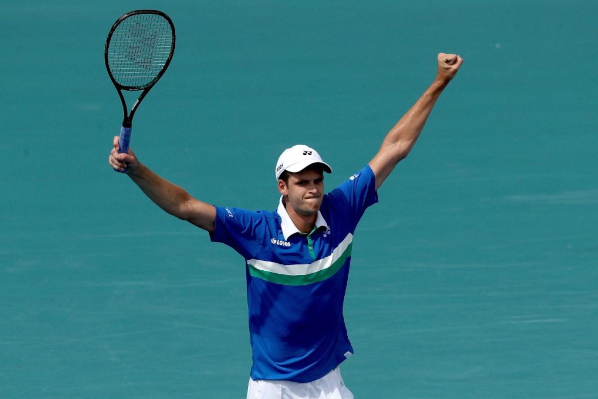 Hurkacz  hentikan Tsitsipas di perempat final Miami Open