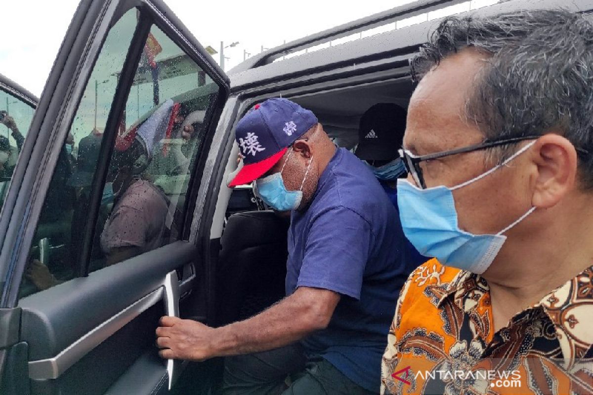 PNG deportasi Gubernur Papua setelah masuk secara ilegal