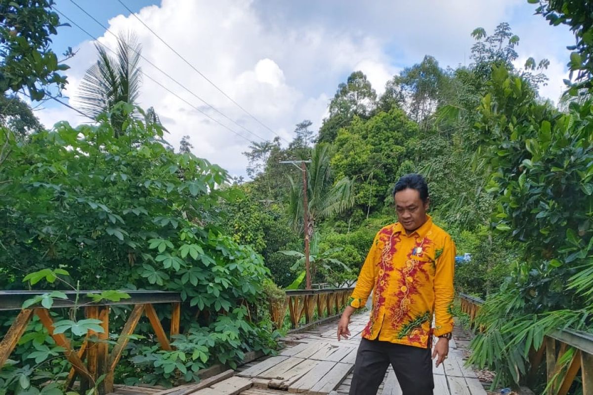 Jembatan jalan kandangan - batulicin kalsel diharapkan permanen