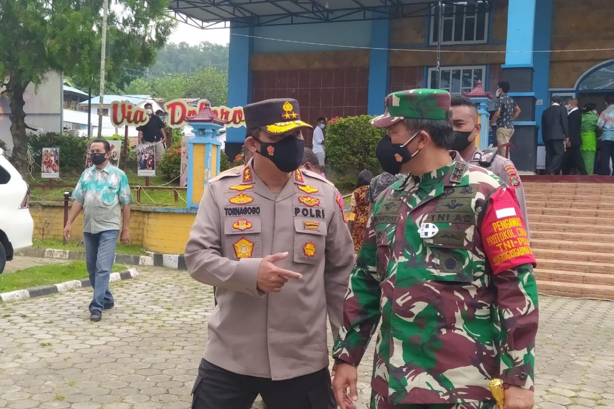 Pelaksanaan ibadah Jumat Agung di Papua Barat berjalan aman