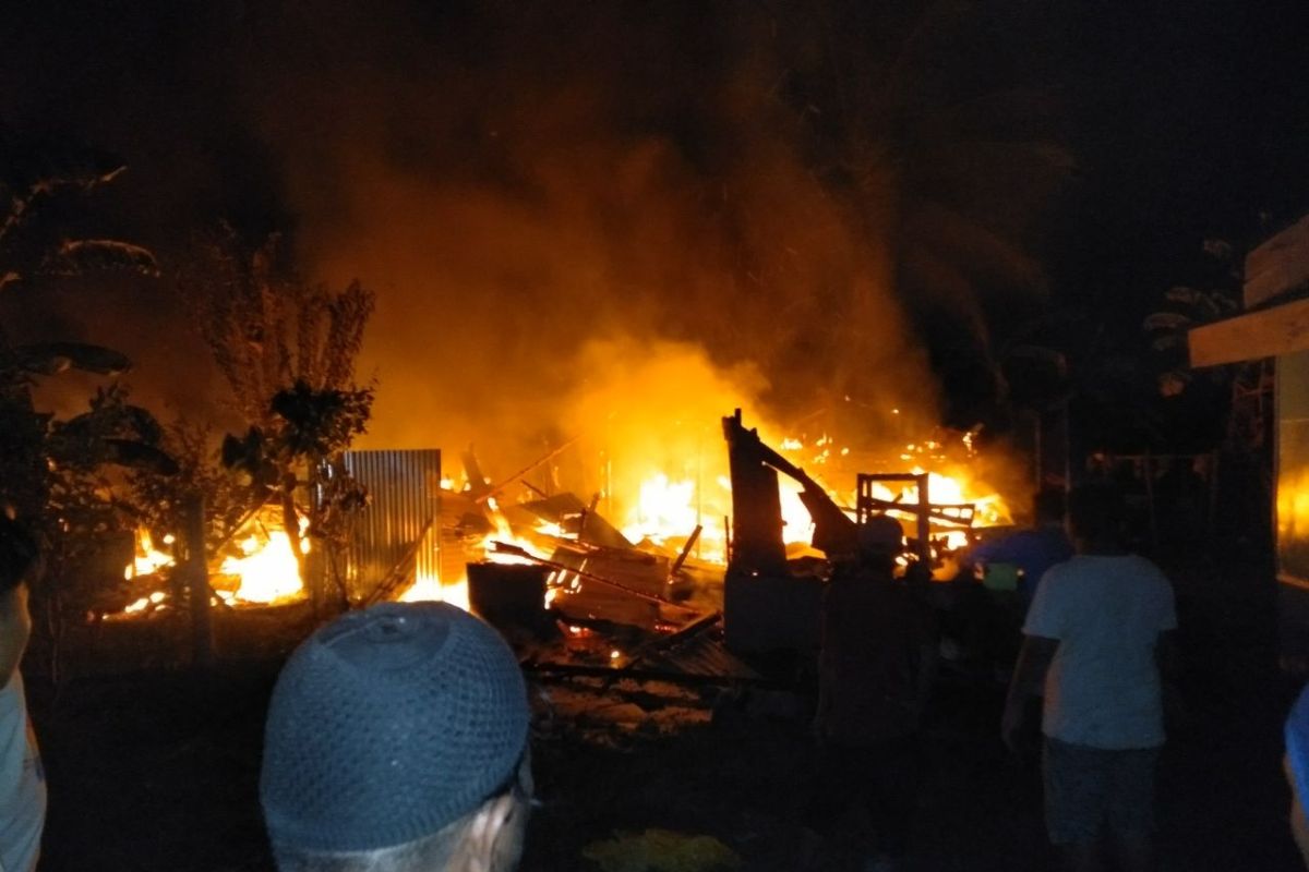 Tiga rumah warga Tanjung Pura Langkat terbakar