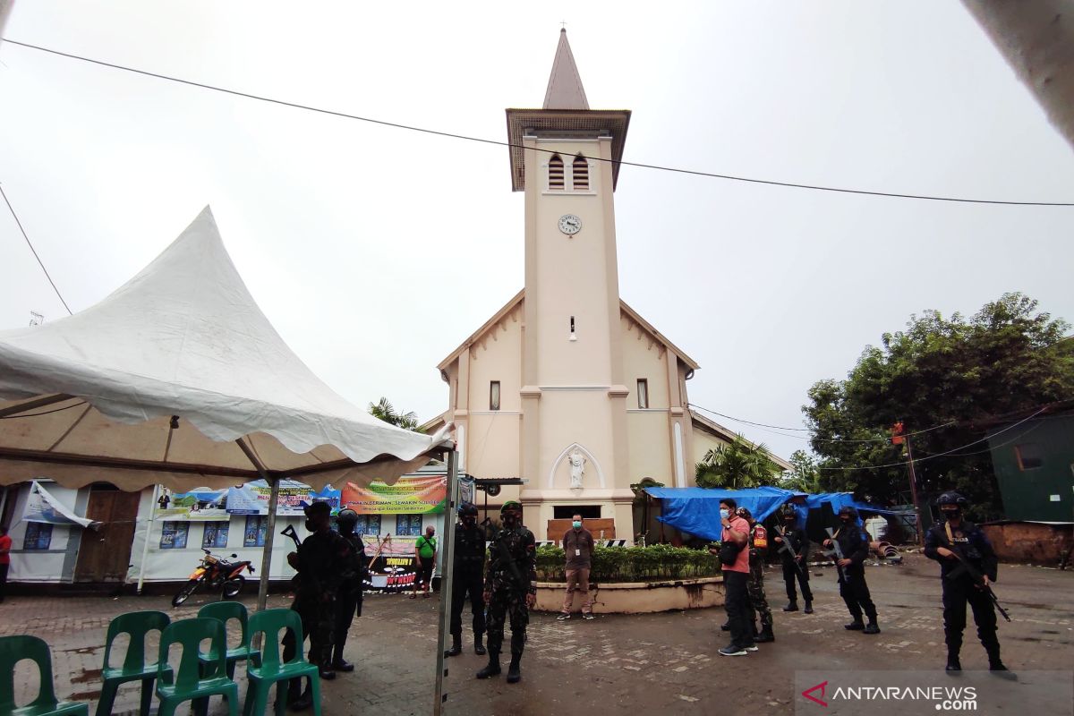 Ibadah Jumat Agung Paskah di Makassar berlangsung kondusif