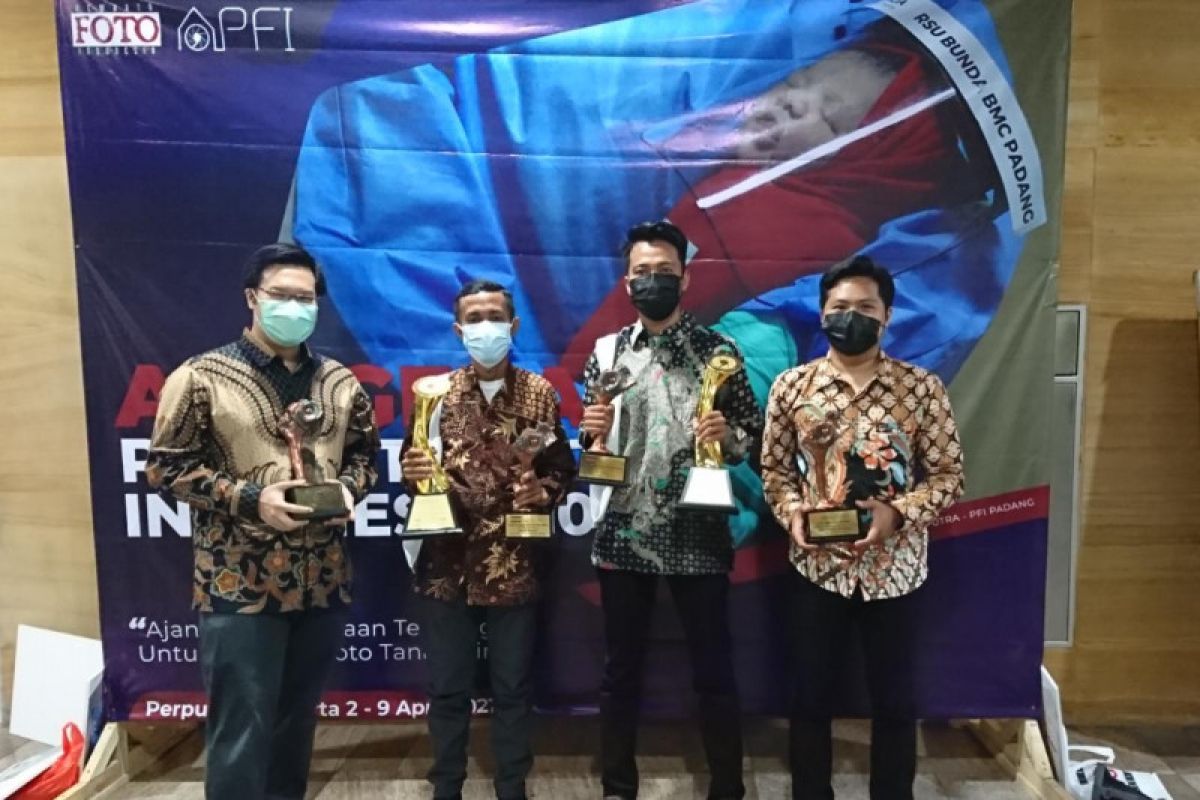 Anggota Muda PFI Padang raih penghargaan "Photo of The Year" APFI 2021