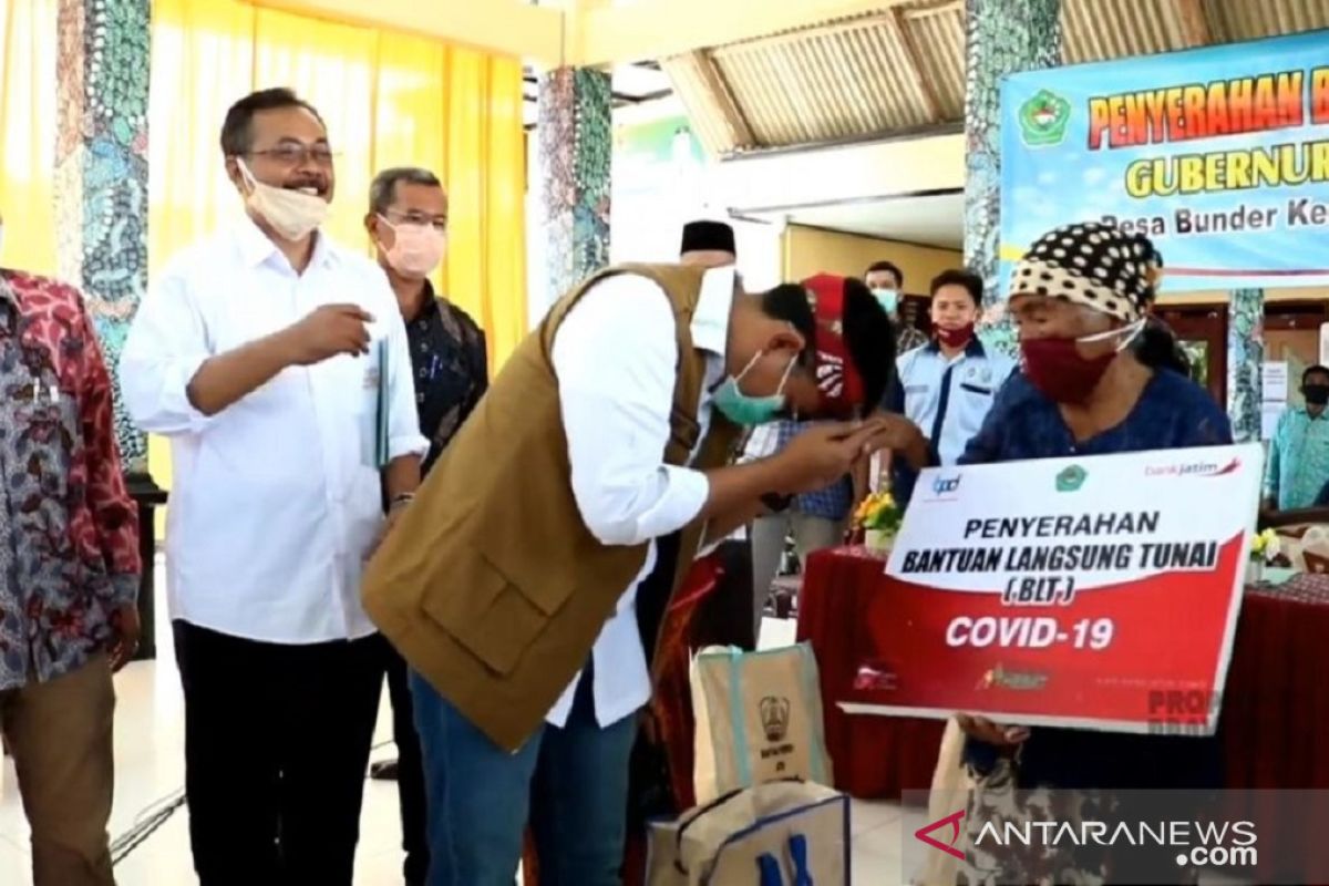 Lebih 100 ribu keluarga terdampak COVID-19 di Pamekasan terima bantuan