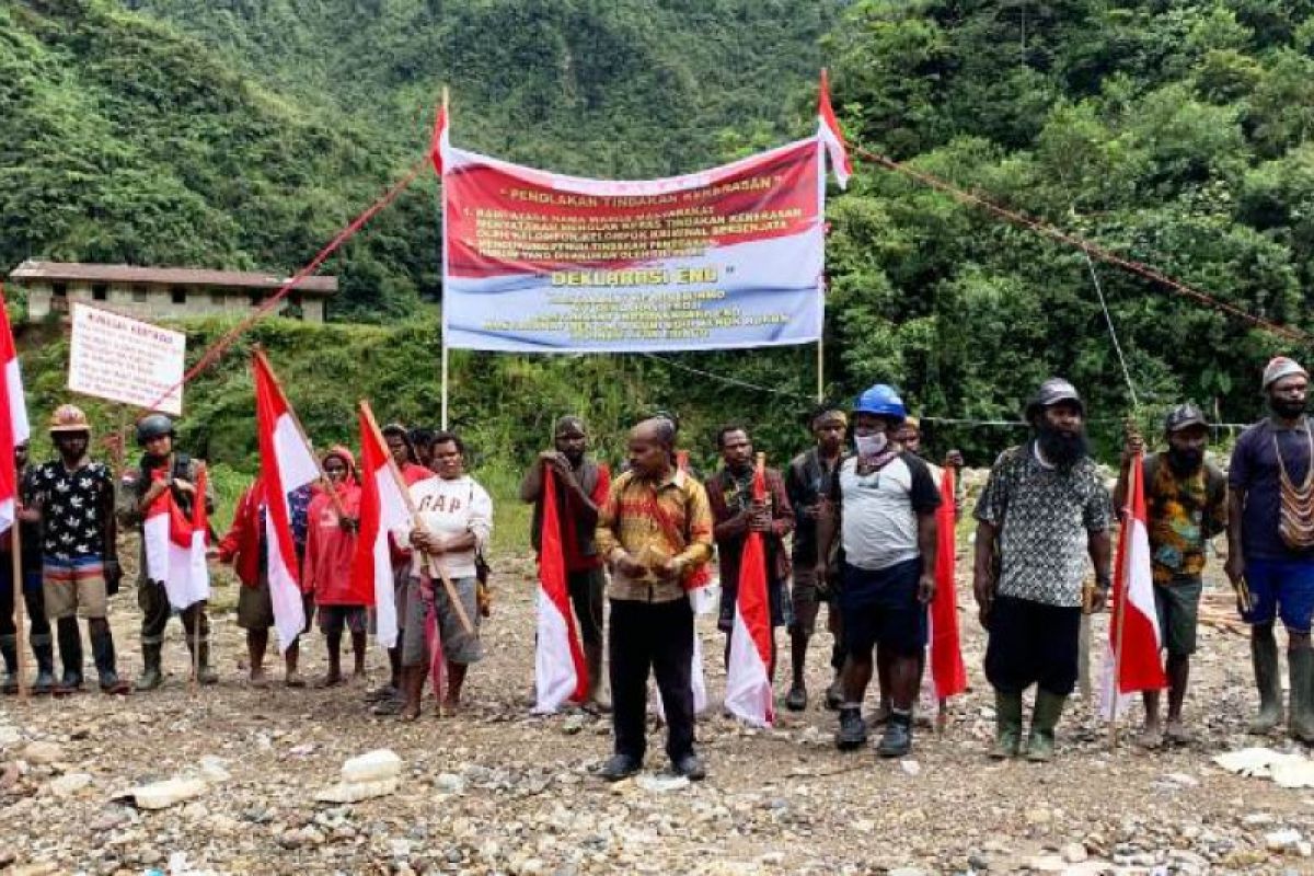 Warga Utikini Baru Distrik Tembagapura deklarasi bersama tolak kekerasan KKB