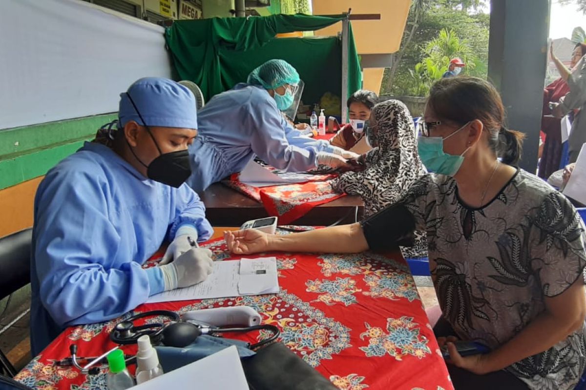 PD Pasar Surabaya optimalkan vaksinasi untuk pedagang