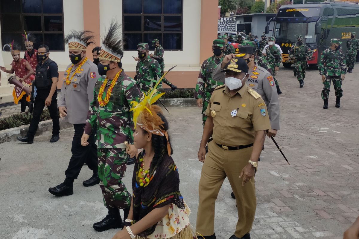 Gubernur Papua Barat minta penambahan Bintara TNI AL dan AU
