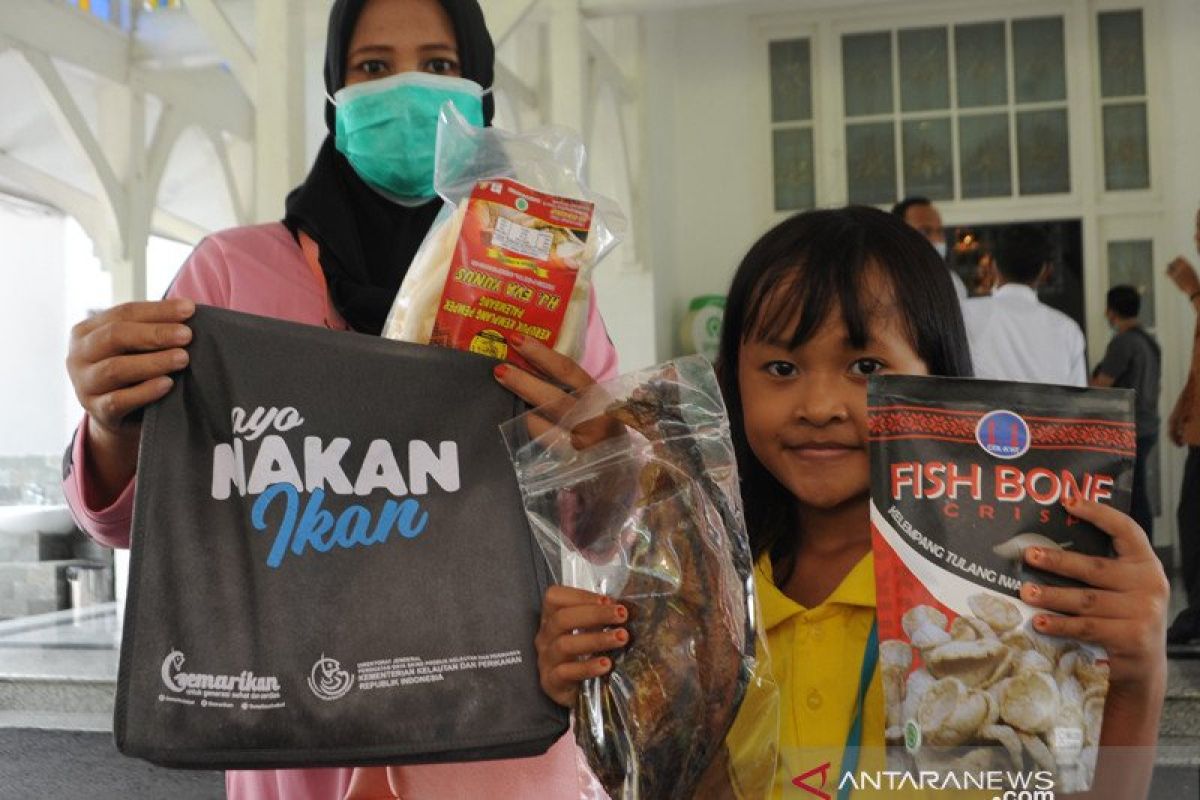 Cegah stunting, masyarakat Aceh Timur diajak gemar makan ikan