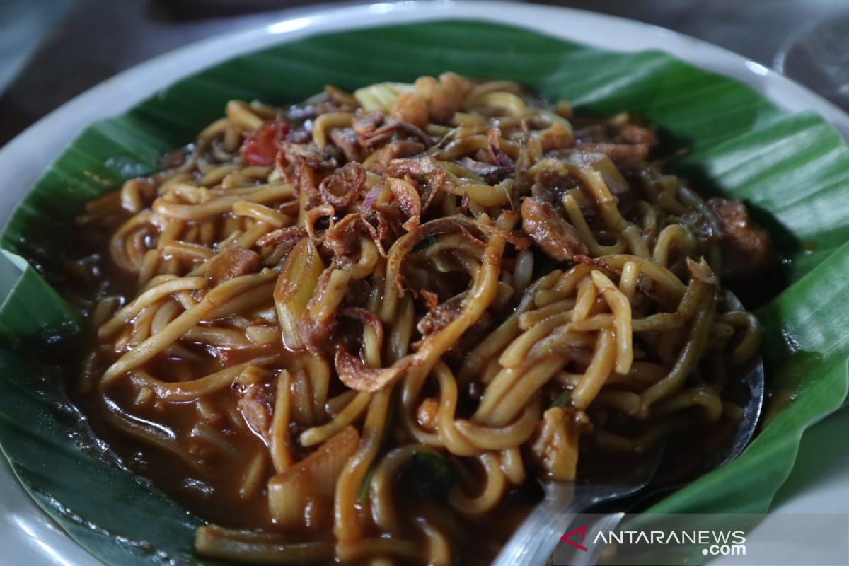 Mencicipi ragam kuliner kaya rempah yang "nendang" dan sedap khas Serambi Makkah