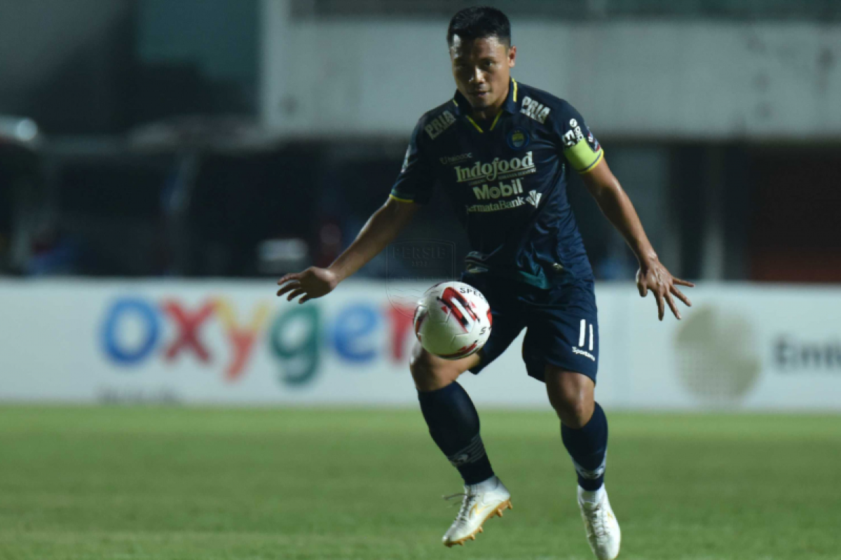 Persib tak pikirkan lawan pada delapan besar, ini kata pemain gelandangnya