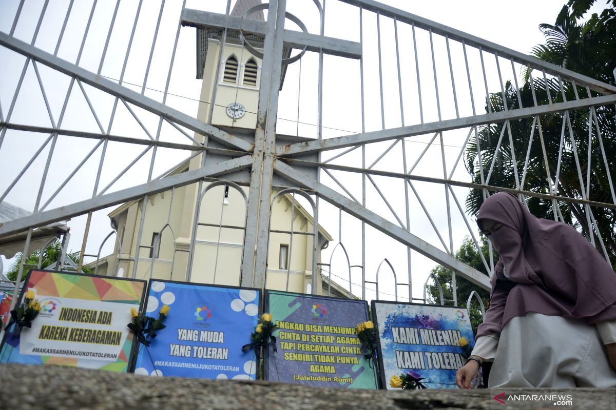 Total 31 terduga teroris ditangkap usai bom bunuh diri di Gereja Katedral Makassar