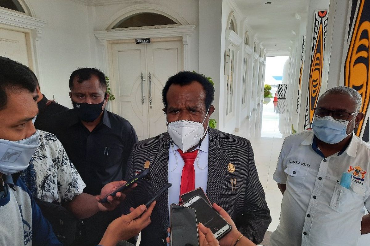 Pemprov Papua minta semua OPD vaksin COVID-19 pegawainya